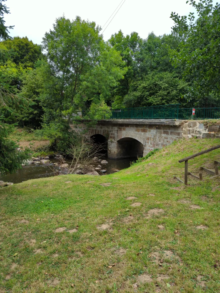 Randonnée pédestre de 8 km au chant des cailloux