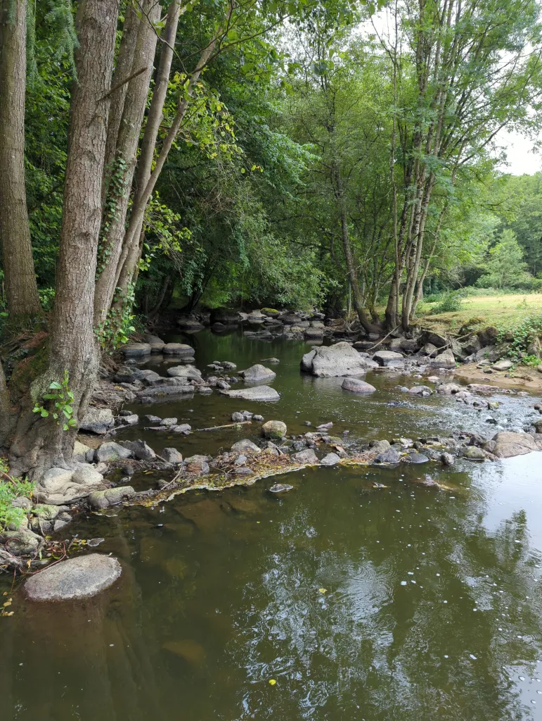 Randonnée pédestre de 8 km au chant des cailloux