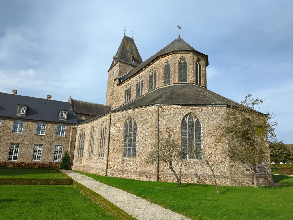 Photo "L'abbaye de Lonlay"